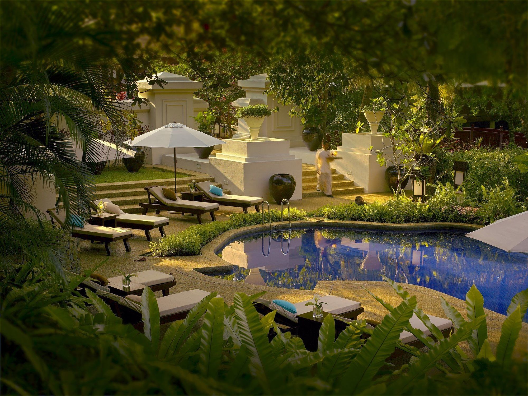 Tanjong Jara Resort, Terengganu - A Small Luxury Hotels Of The World Dungun Facilidades foto The pool at the Four Seasons Hotel, Kuala Lumpur