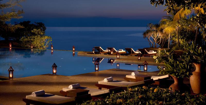 Tanjong Jara Resort, Terengganu - A Small Luxury Hotels Of The World Dungun Exterior foto The beach at the Four Seasons Resort