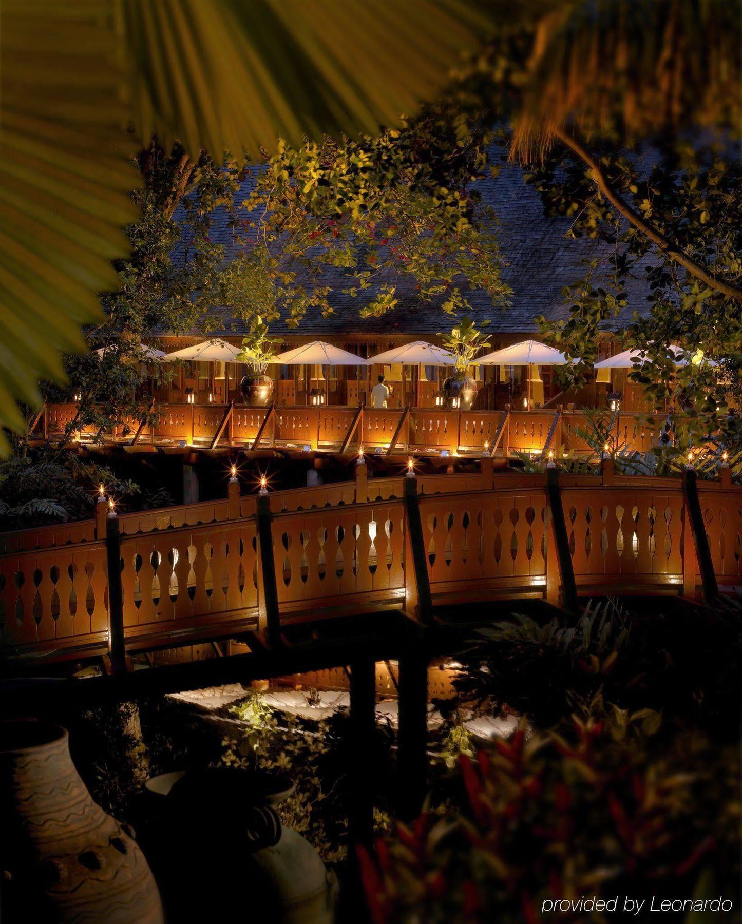 Tanjong Jara Resort, Terengganu - A Small Luxury Hotels Of The World Dungun Exterior foto The River Cafe